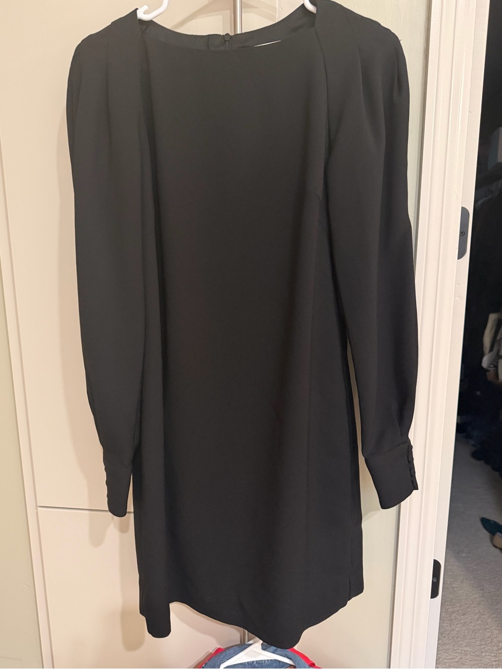Trina Turk Black Long-Sleeve Shift Dress